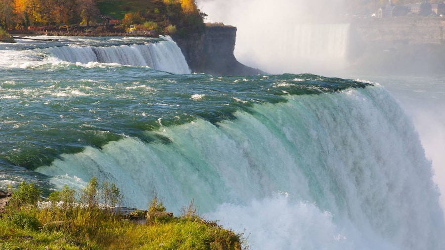Hotels with hot tubs Niagara Falls
