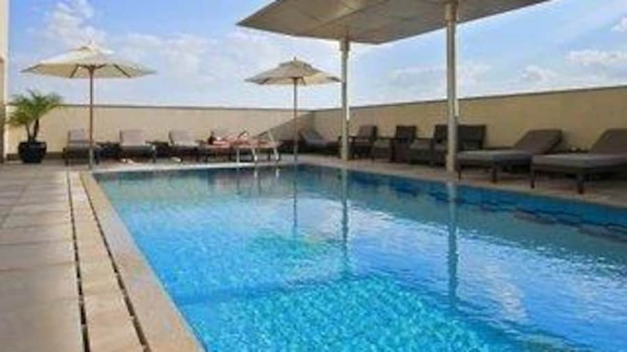 Centro Al Manhal Abu Dhabi by Rotana