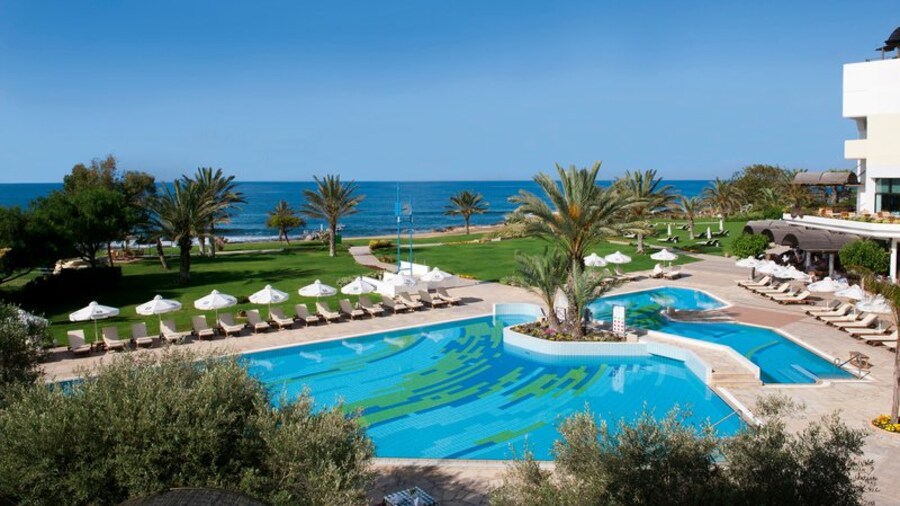 Constantinou Bros Athena Royal Beach