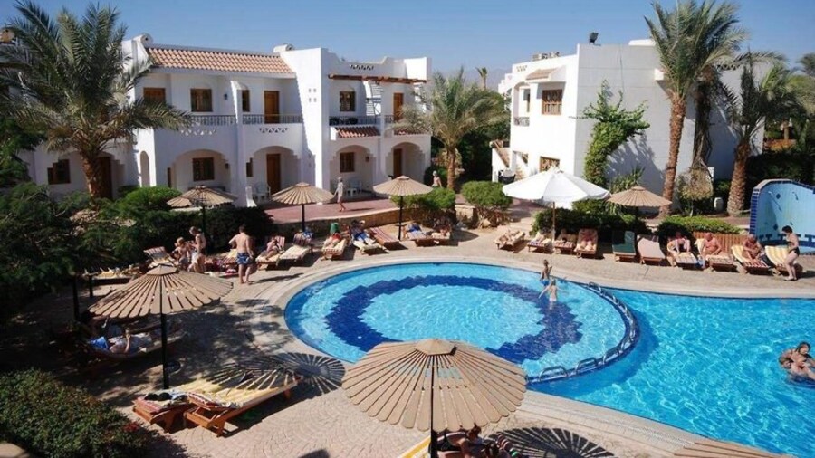 Dive Inn Resort