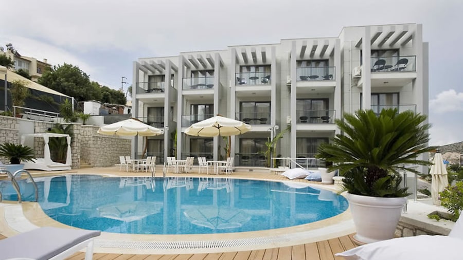 Kondo Suites & Residence