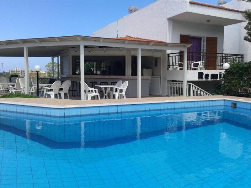 Remi Studios & Apartments