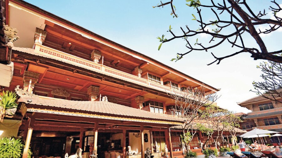 Wina Holiday Villa