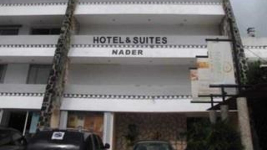 Hotel & Suites Nader