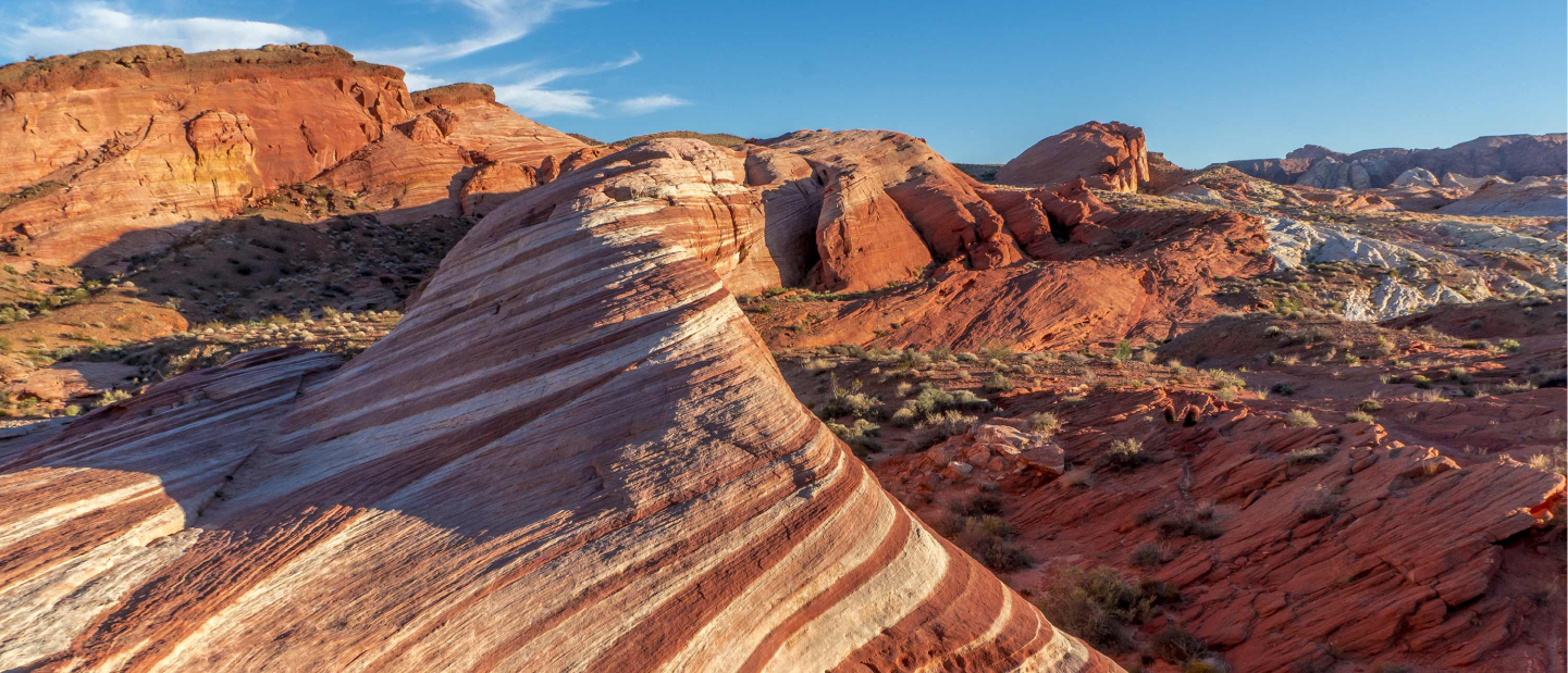 Mountain-top view of the Red Rock Canyon.