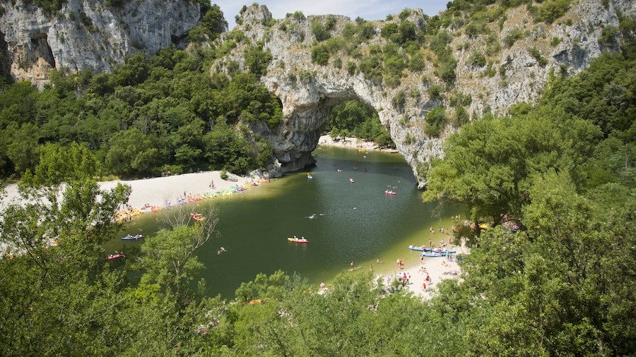 Vacances animaux acceptés en ArdÚche