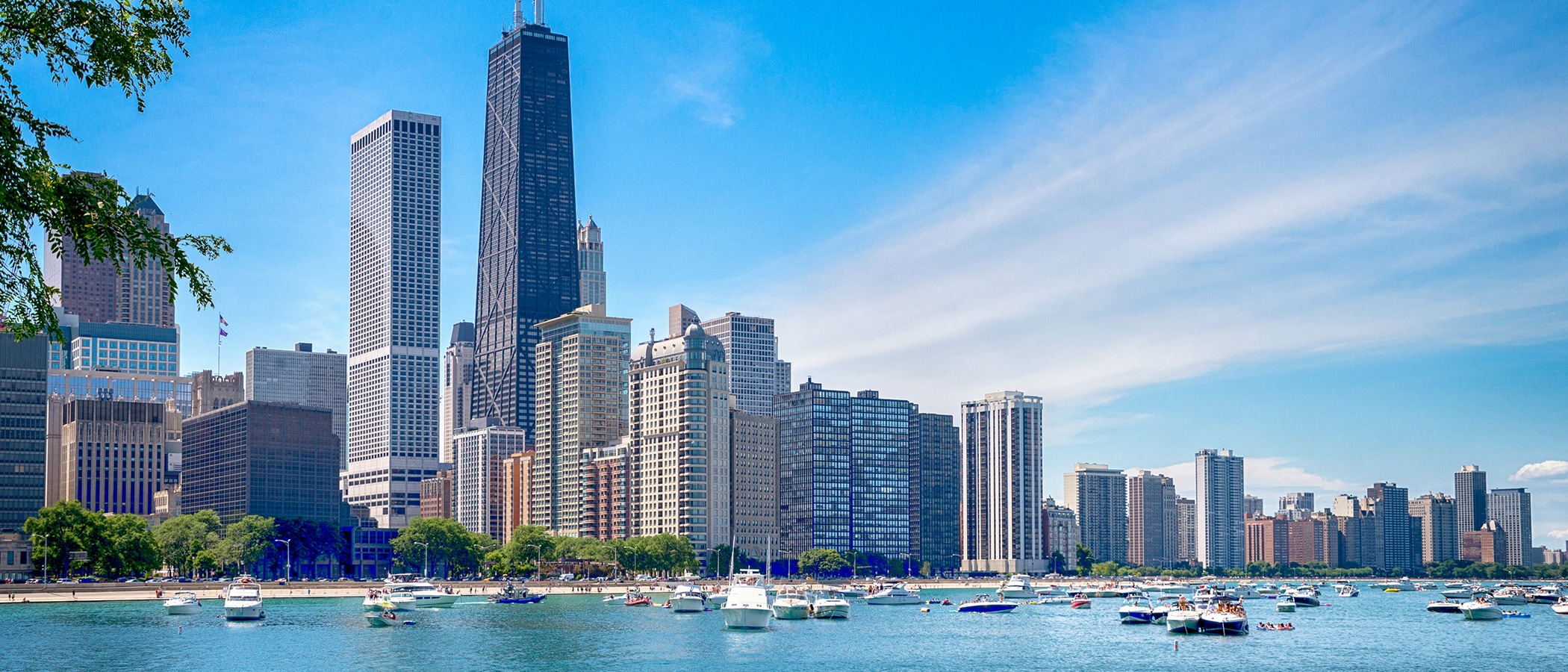 Hotels with kitchens in Chicago