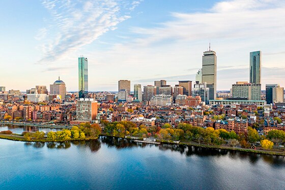 Hotels with free airport transportation in Boston