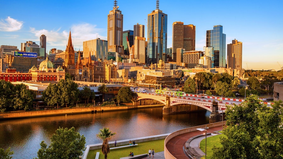 "Melbourne"