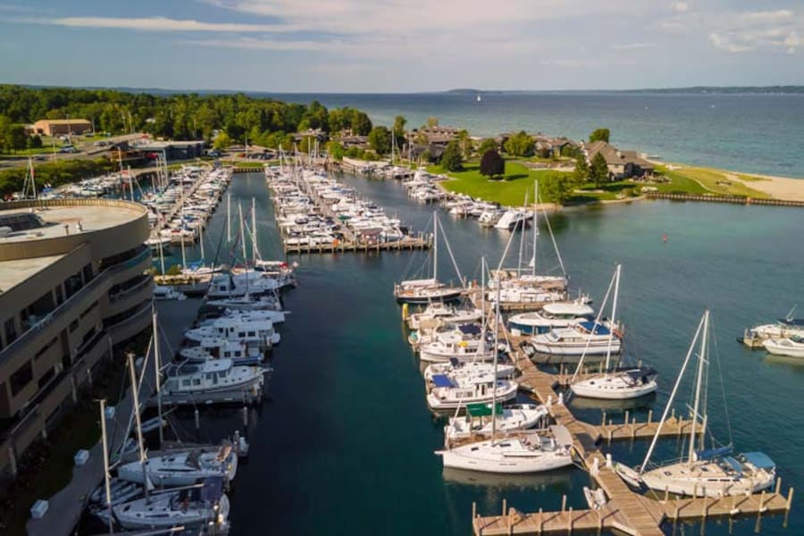 Beach Hotels in Traverse City