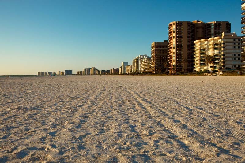 Hotels with an ocean view in Marco Island