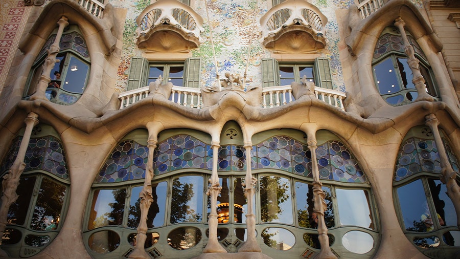 Hotels with indoor pools in Barcelona