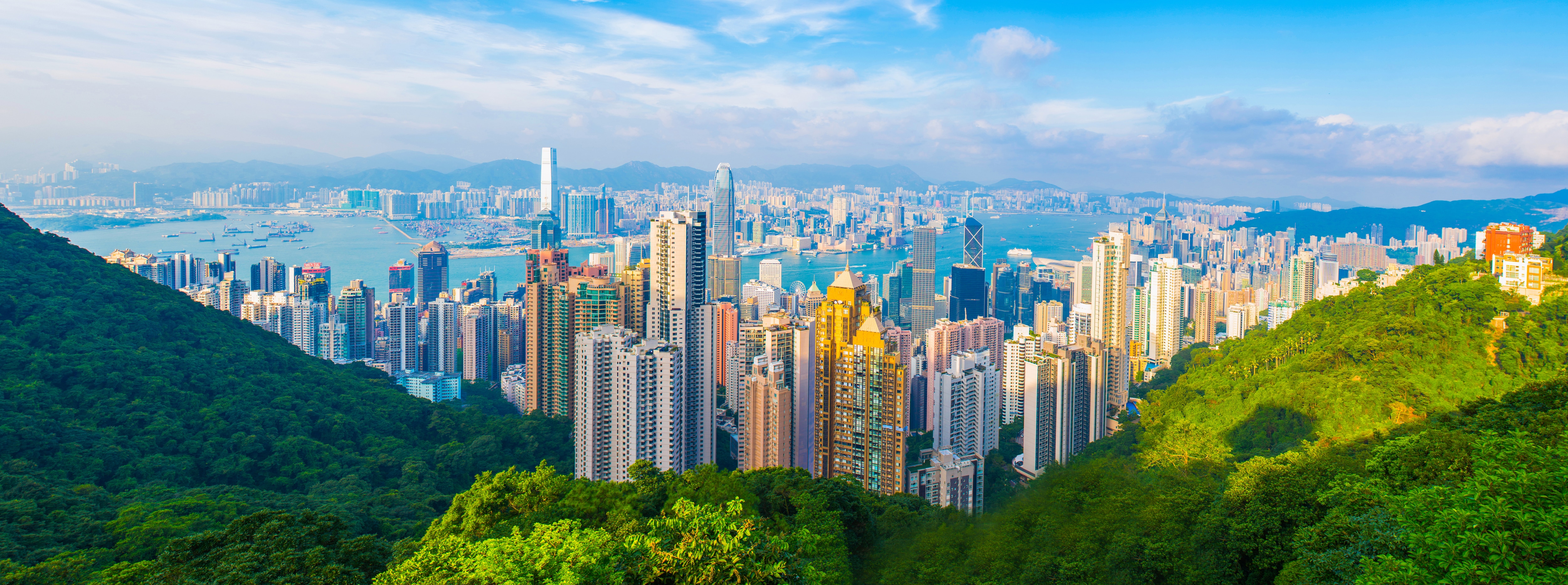 Skyscraper-view-from-the-peak-tower