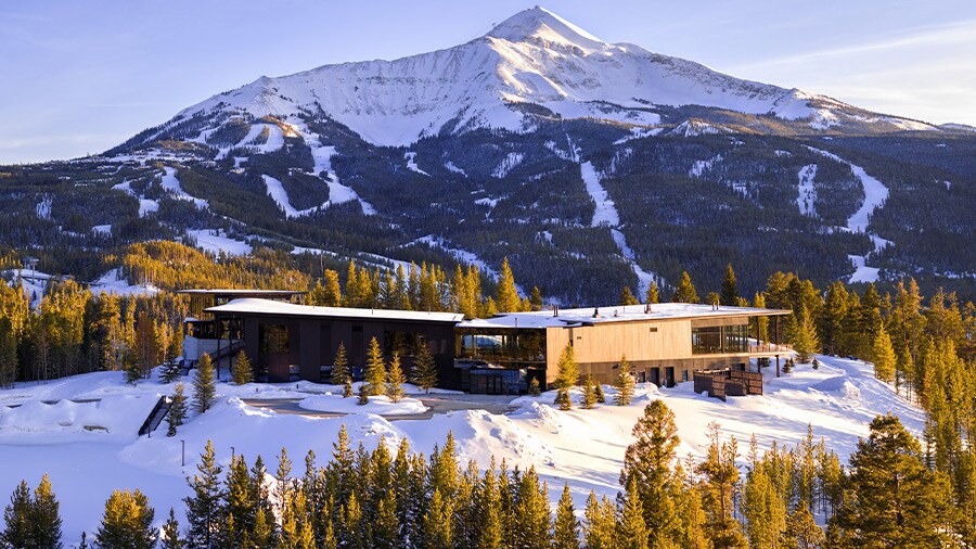 A building in the snow