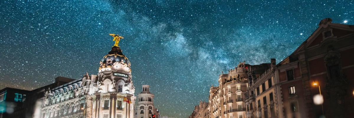 Edificio Metrópolis in Madrid, Spain.