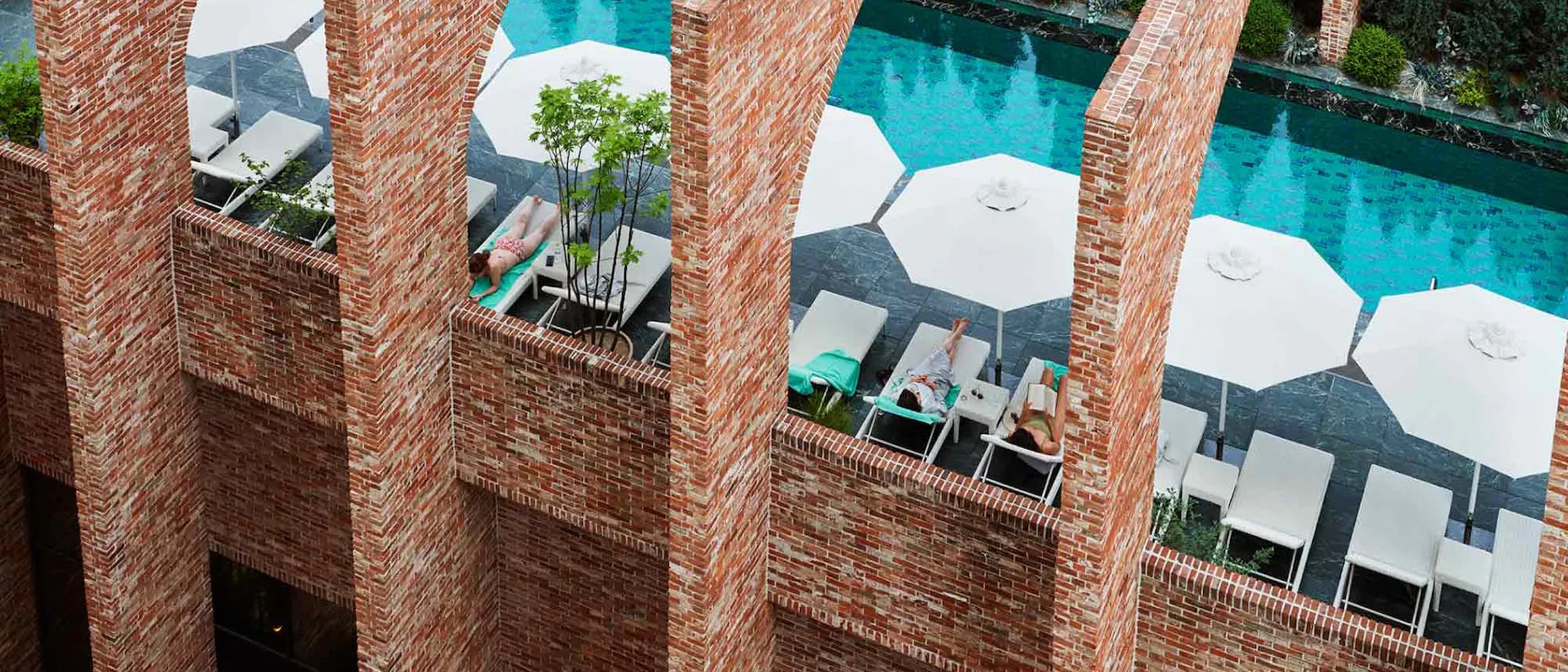 Save on hotels this summer with Member Prices.